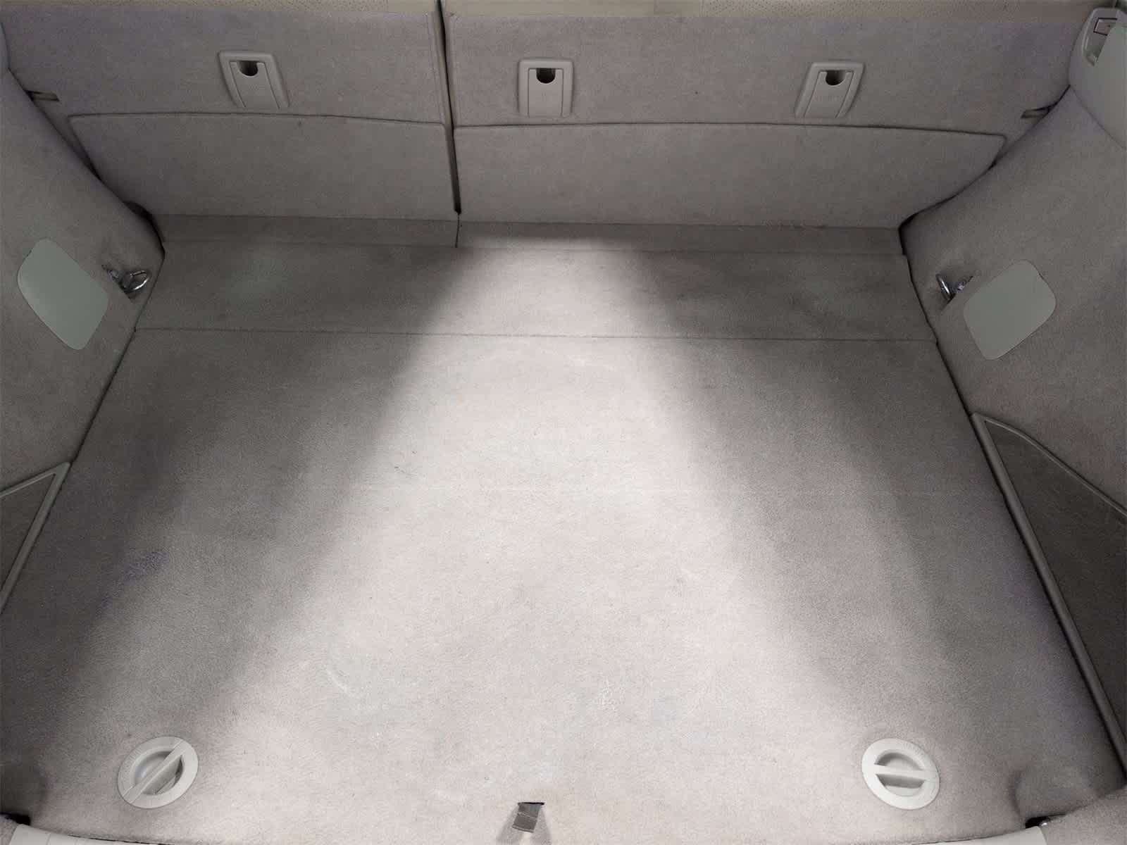 Thumbnail: 2013 Toyota Prius - 32