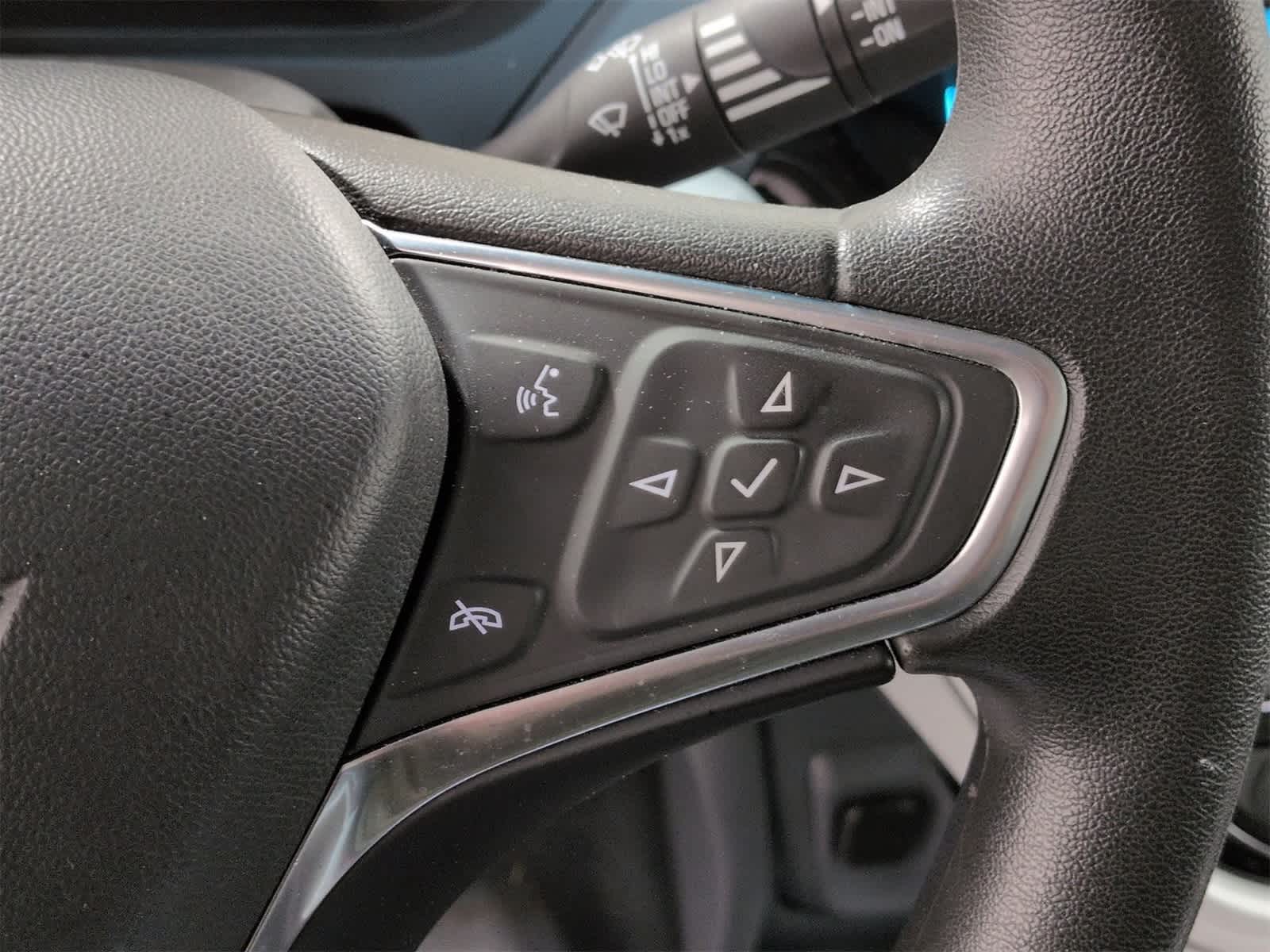 Thumbnail: 2017 Chevrolet Bolt EV - 25