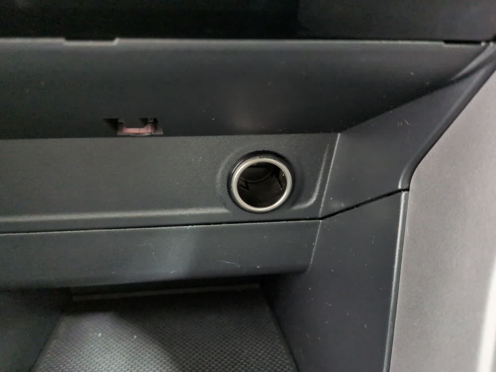 Thumbnail: 2016 Subaru Forester - 33