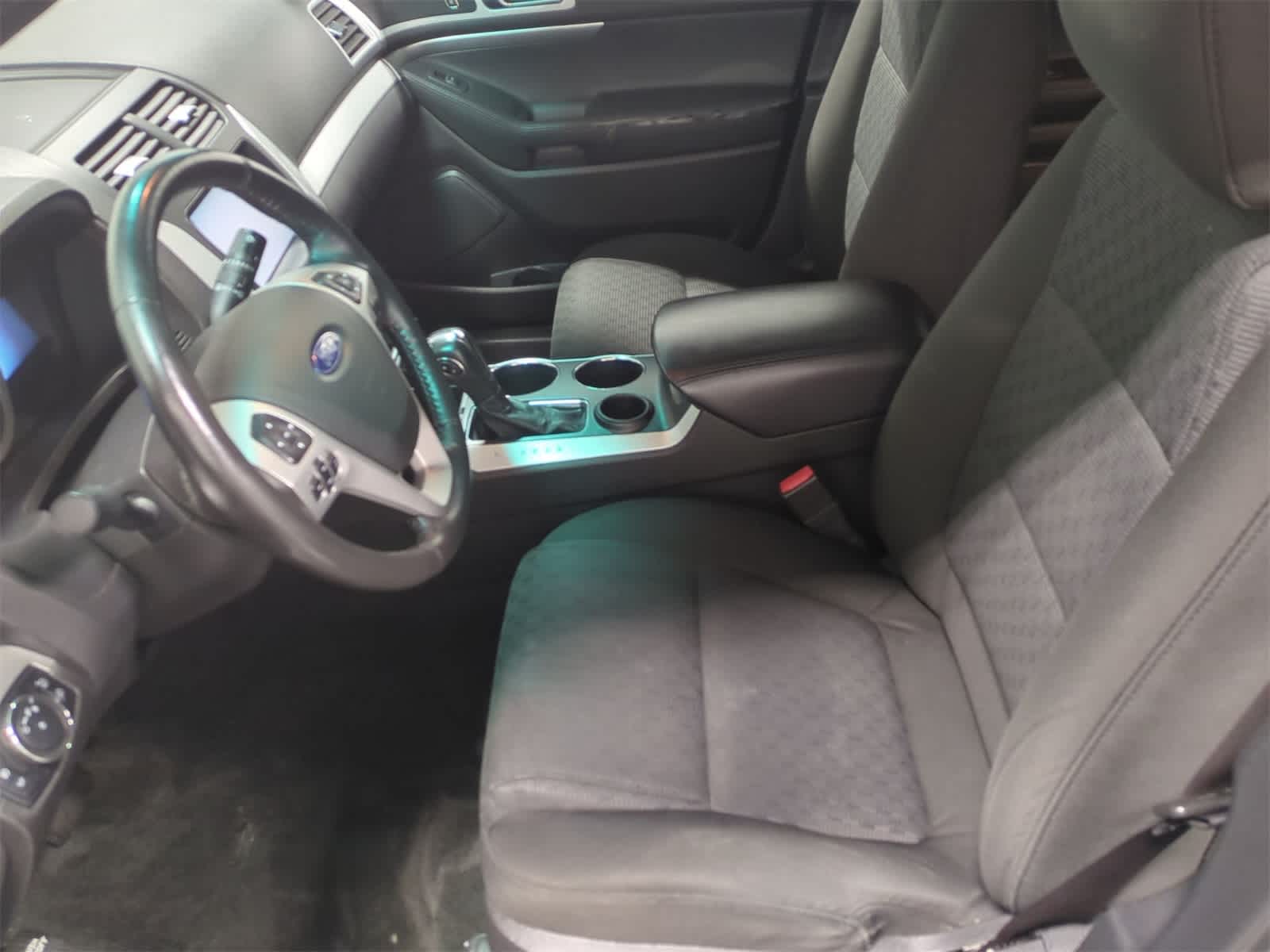 Thumbnail: 2012 Ford Explorer - 17