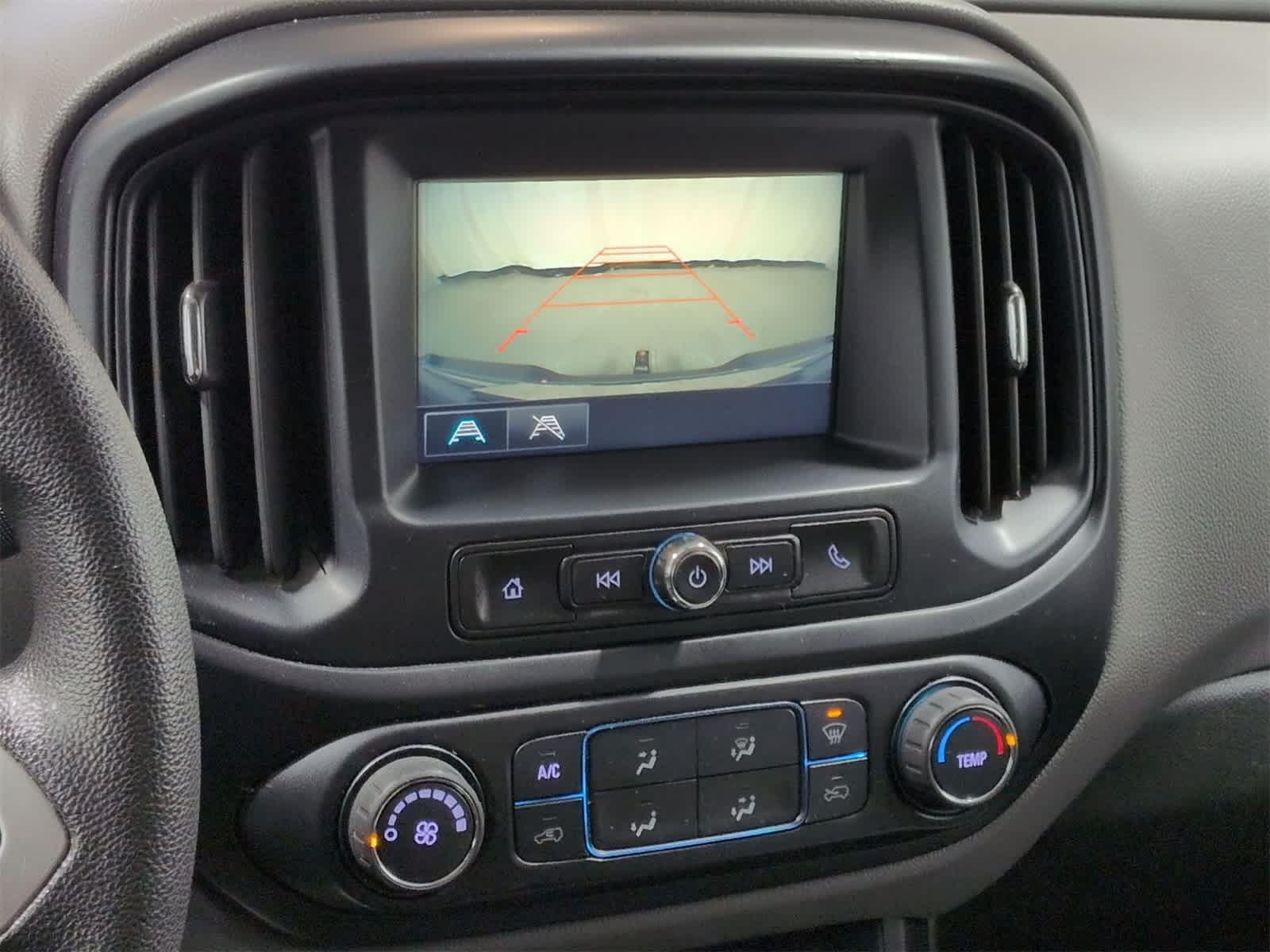 Thumbnail: 2017 Chevrolet Colorado - 28