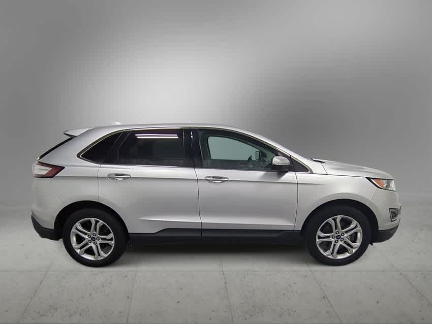 2018 Ford Edge Titanium 9