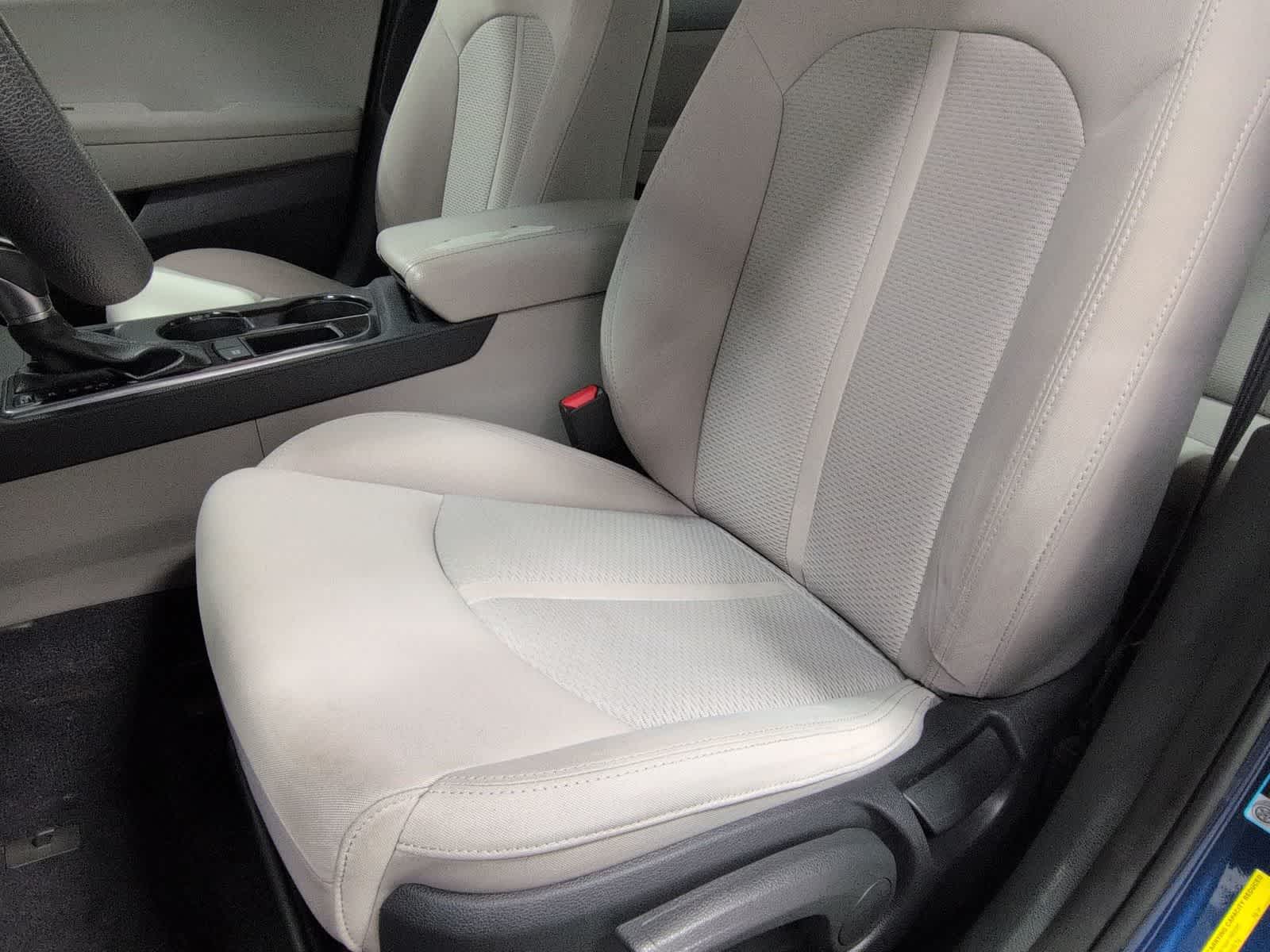 Thumbnail: 2017 Hyundai Sonata - 16