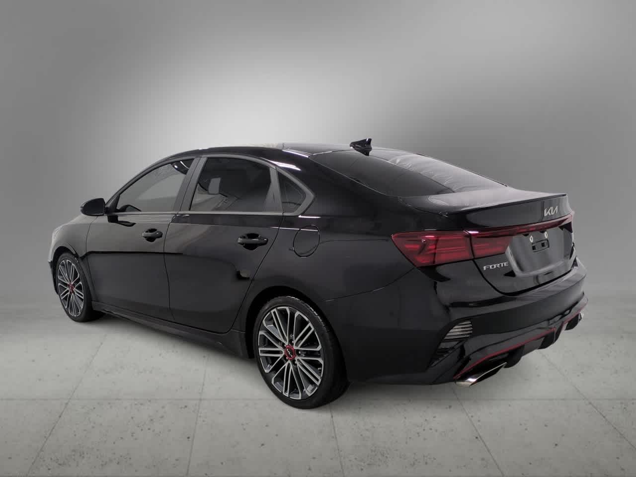 Thumbnail: 2022 Kia Forte - 6