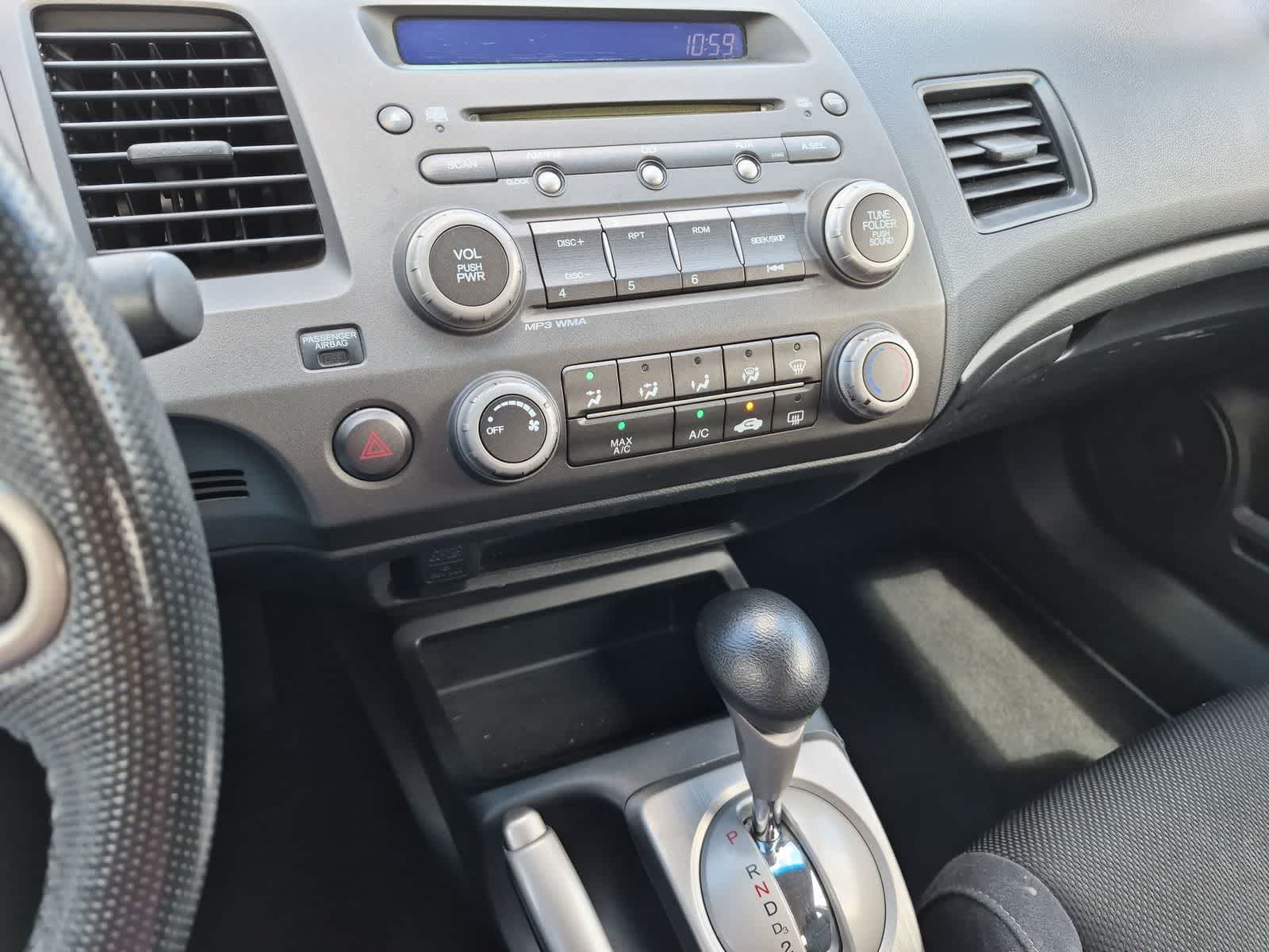 Thumbnail: 2011 Honda Civic - 25