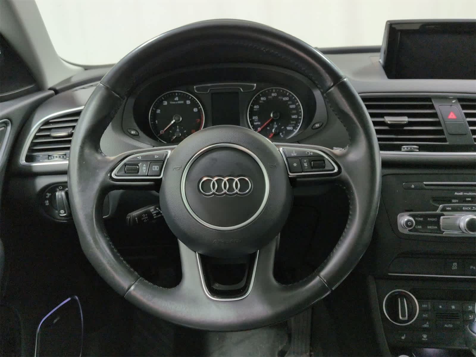 Thumbnail: 2016 Audi Q3 - 24
