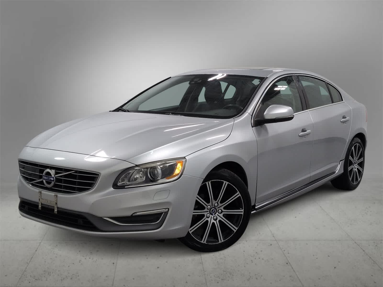 Thumbnail: 2017 Volvo S60 - 1