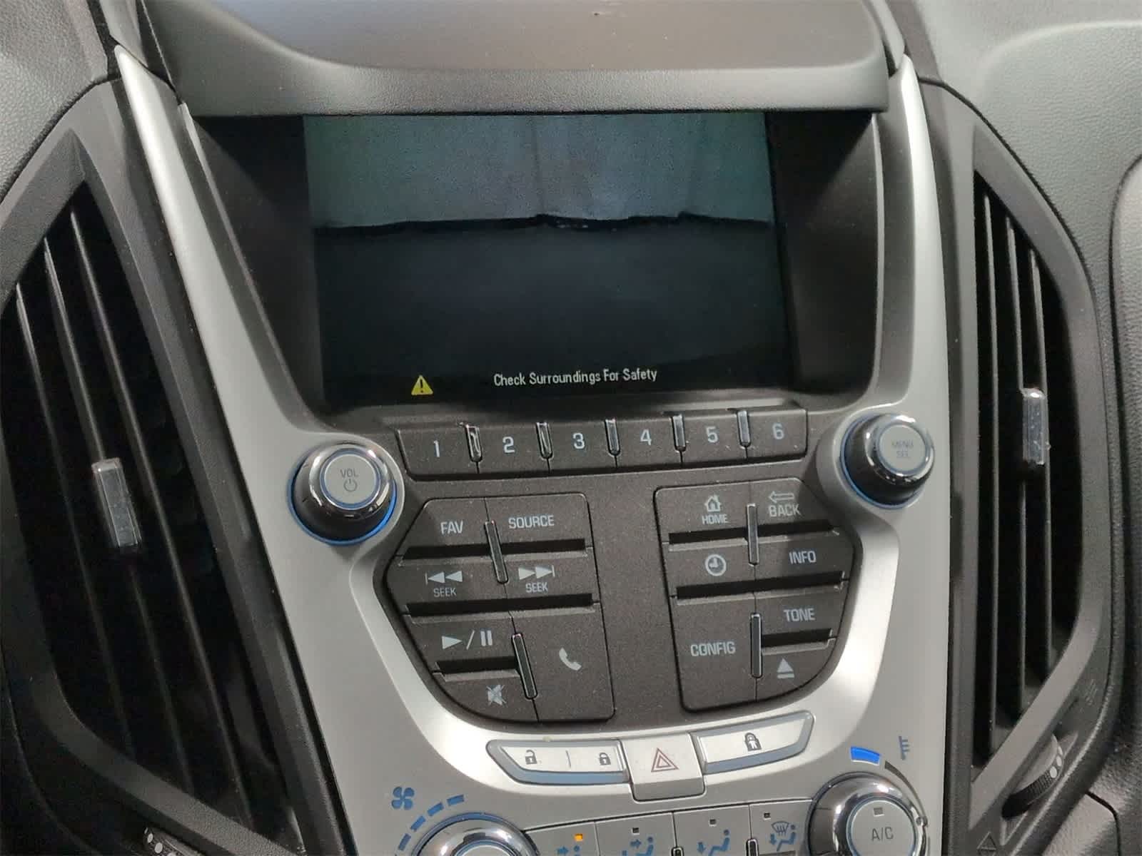 Thumbnail: 2014 Chevrolet Equinox - 29