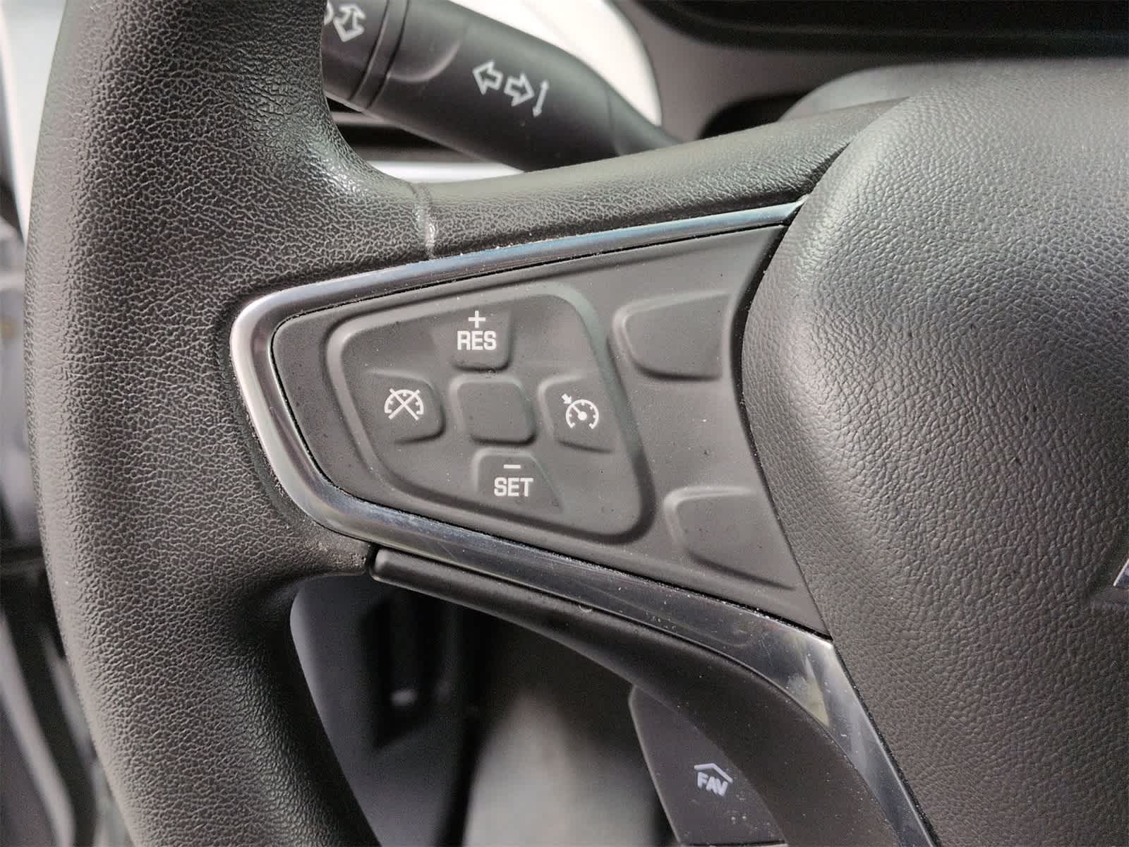 Thumbnail: 2017 Chevrolet Bolt EV - 24