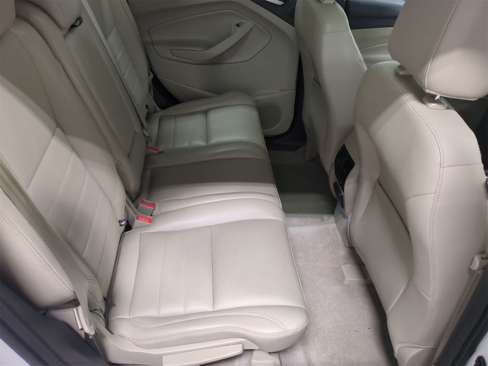 Thumbnail: 2015 Ford Escape - 22