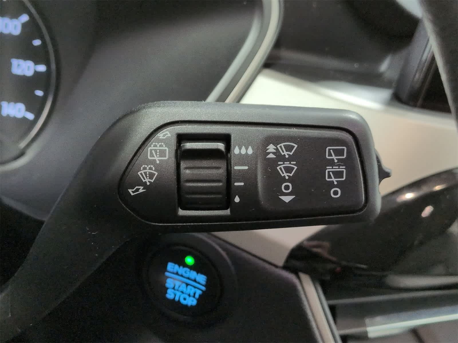 Thumbnail: 2021 Ford Escape - 26