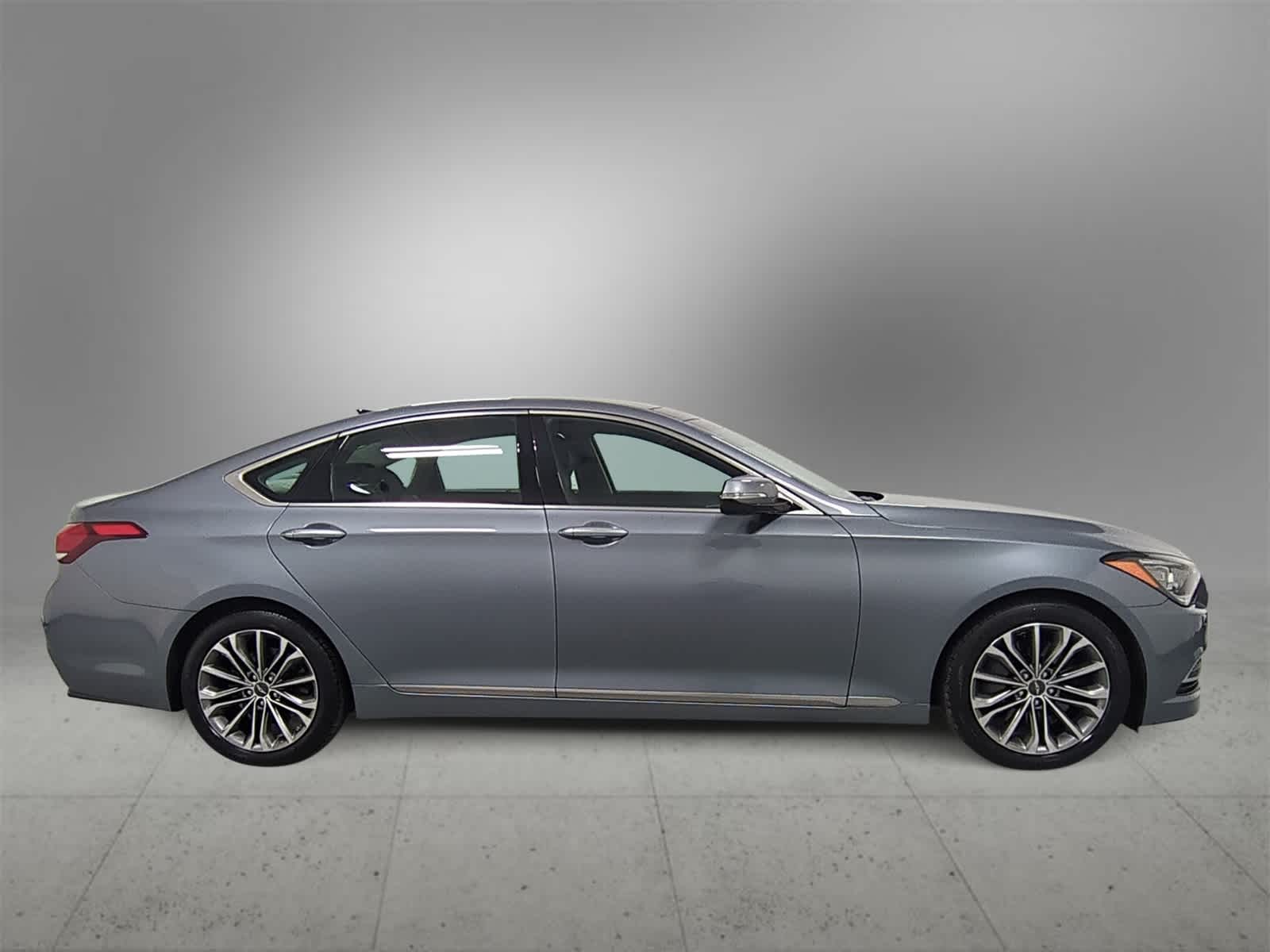 Thumbnail: 2015 Hyundai Genesis - 9
