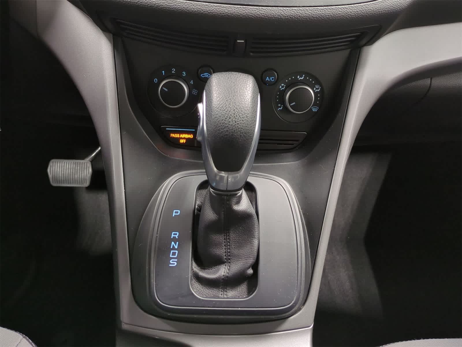 Thumbnail: 2015 Ford Escape - 31