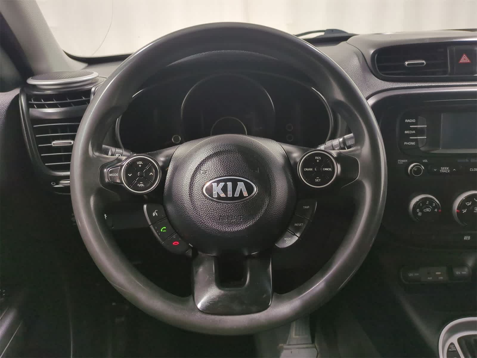Thumbnail: 2016 Kia Soul - 23
