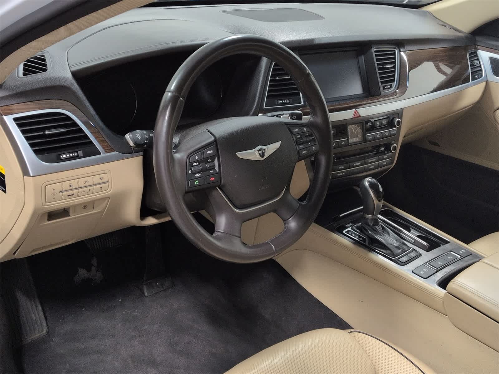 Thumbnail: 2015 Hyundai Genesis - 10