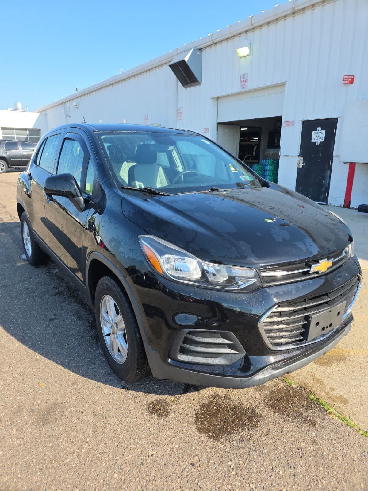 2017 Chevrolet Trax LS -
                  Farmington Hills, MI