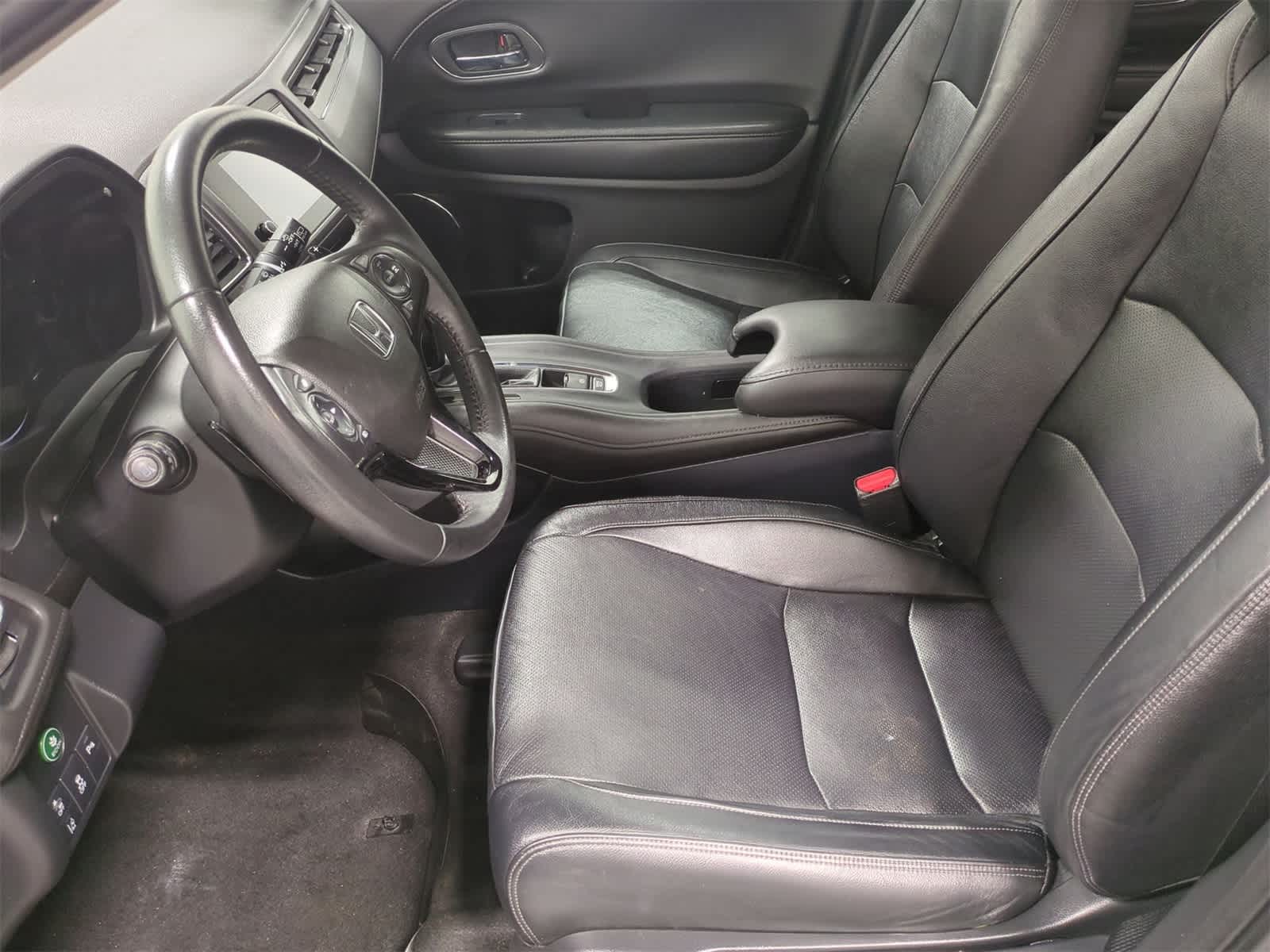 Thumbnail: 2019 Honda HR-V - 17