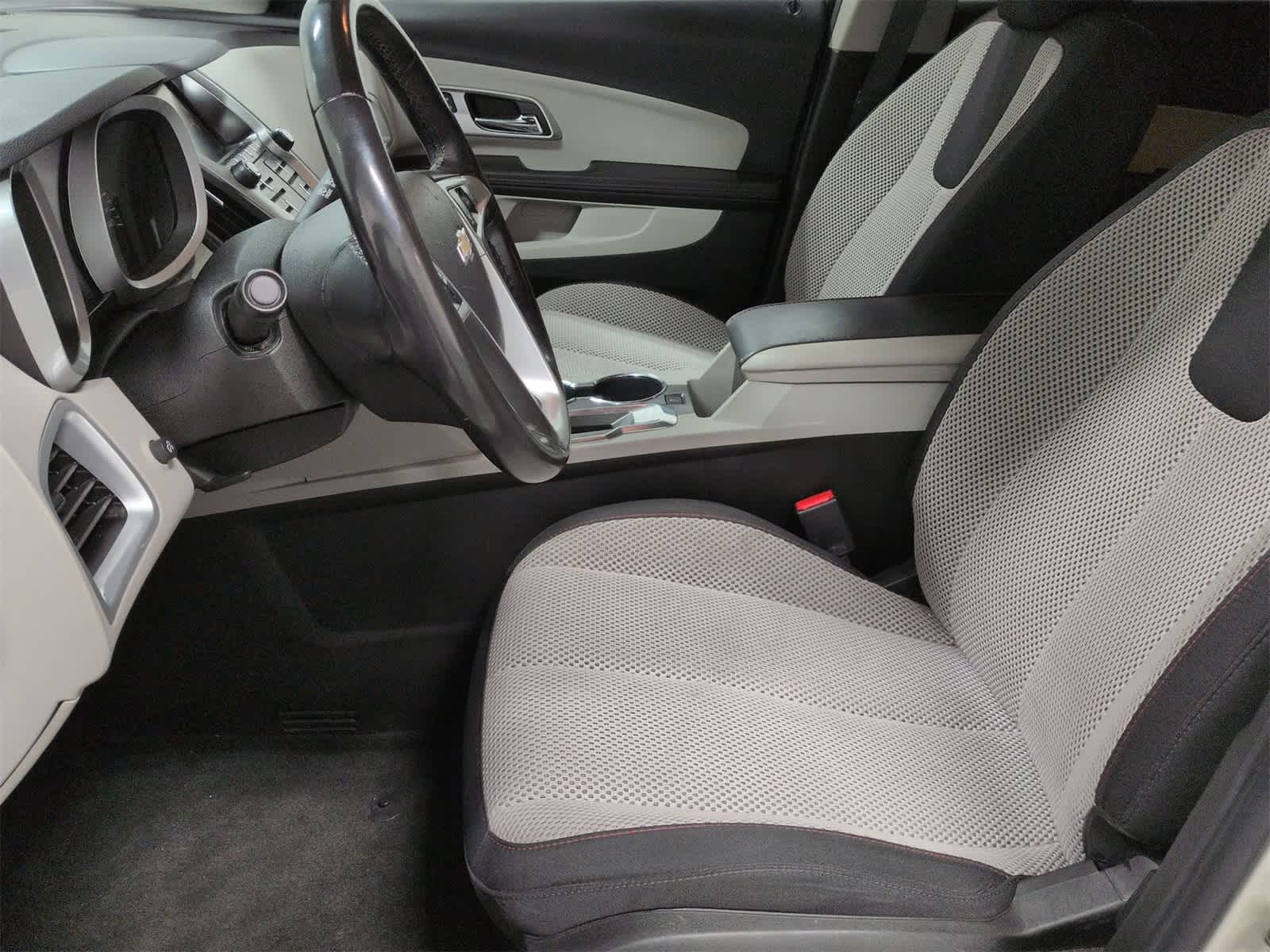 Thumbnail: 2015 Chevrolet Equinox - 16
