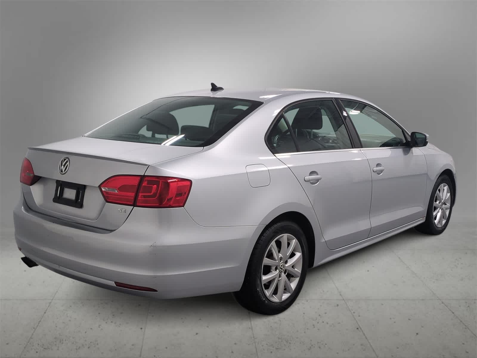 Thumbnail: 2014 Volkswagen Jetta - 8