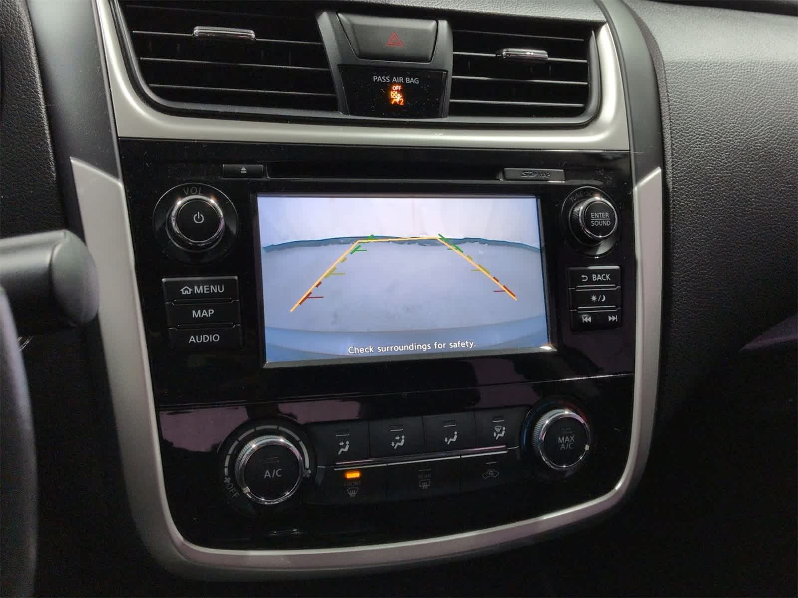 Thumbnail: 2018 Nissan Altima - 30