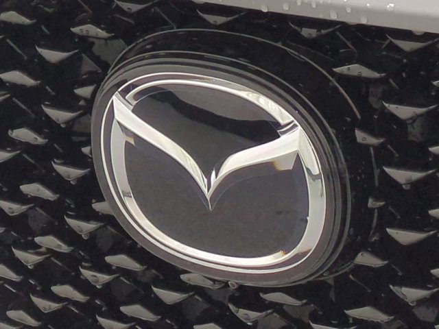 2025 Mazda CX-30 Preferred - Photo 13