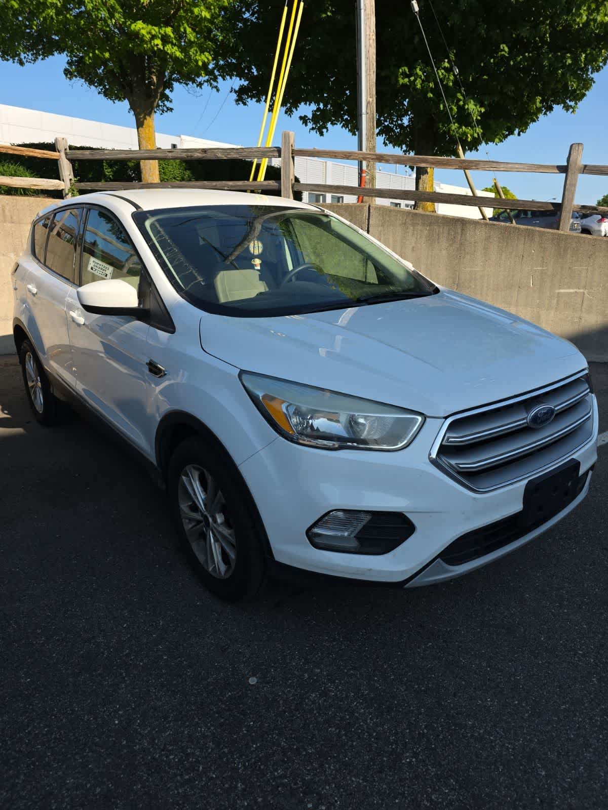2017 Ford Escape SE -
                  Farmington Hills, MI