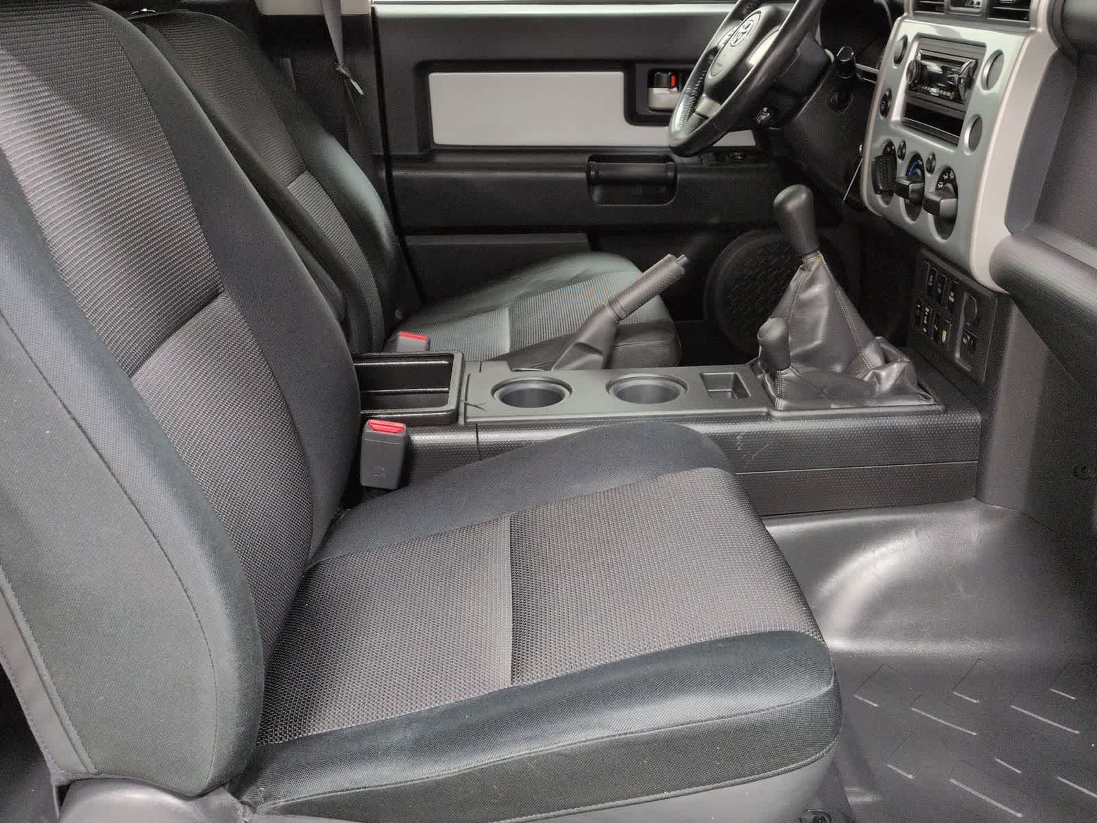Thumbnail: 2008 Toyota FJ Cruiser - 21