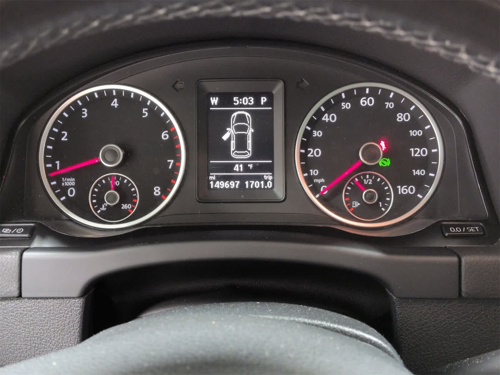 Thumbnail: 2013 Volkswagen Tiguan - 34