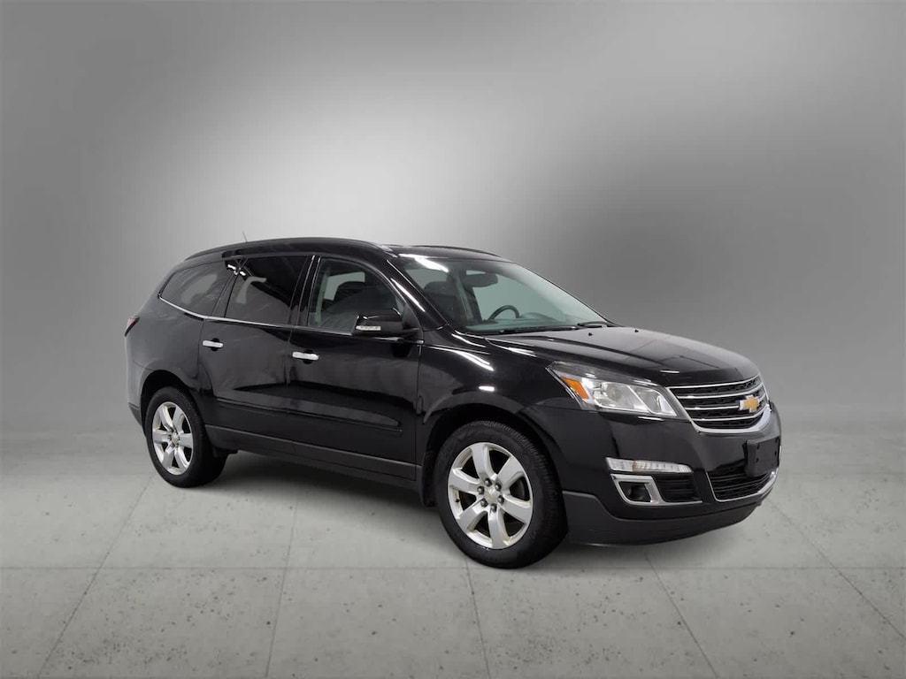 Used 2017 Chevrolet Traverse LT w/1LT SUV