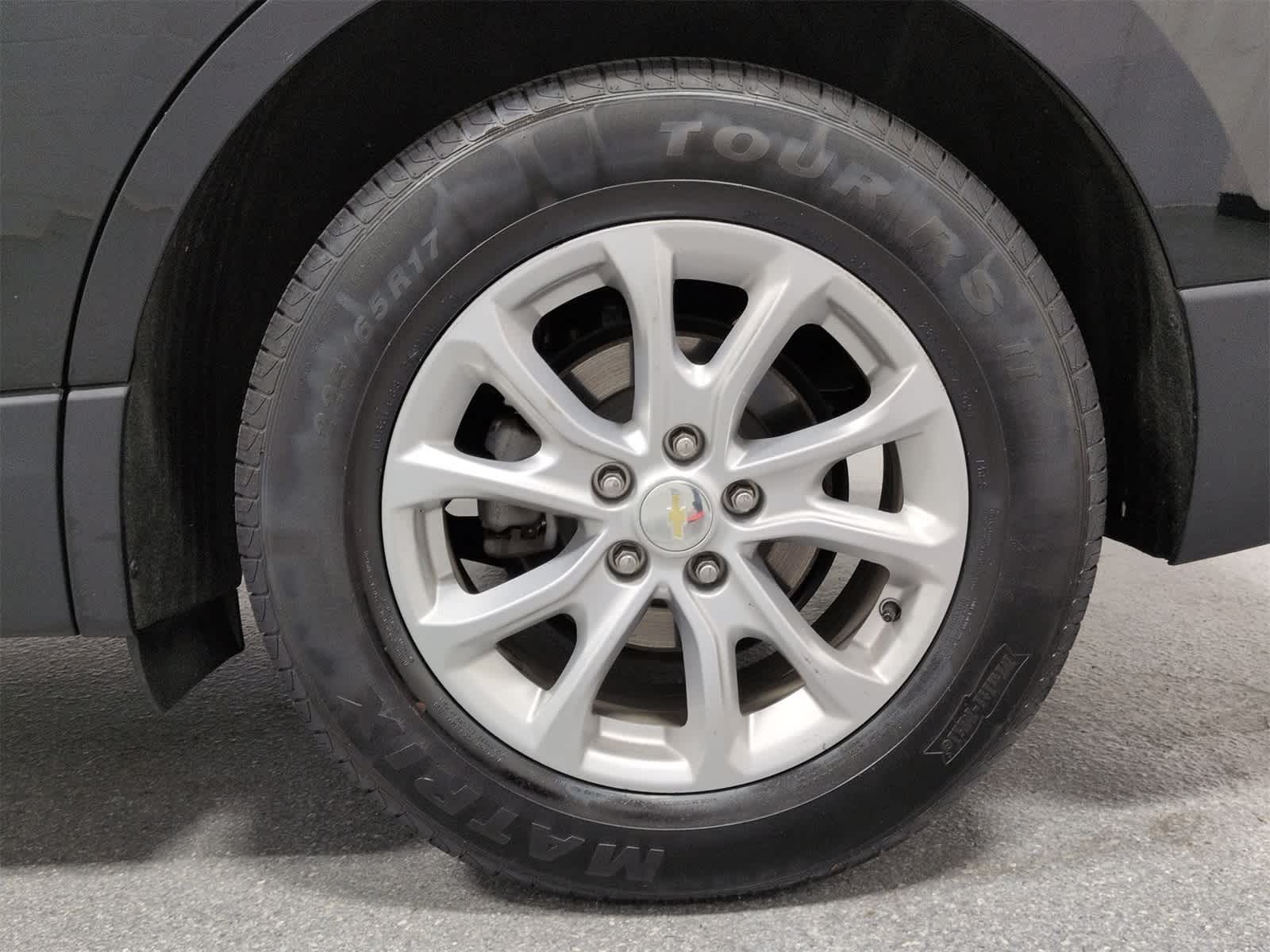 Thumbnail: 2019 Chevrolet Equinox - 14