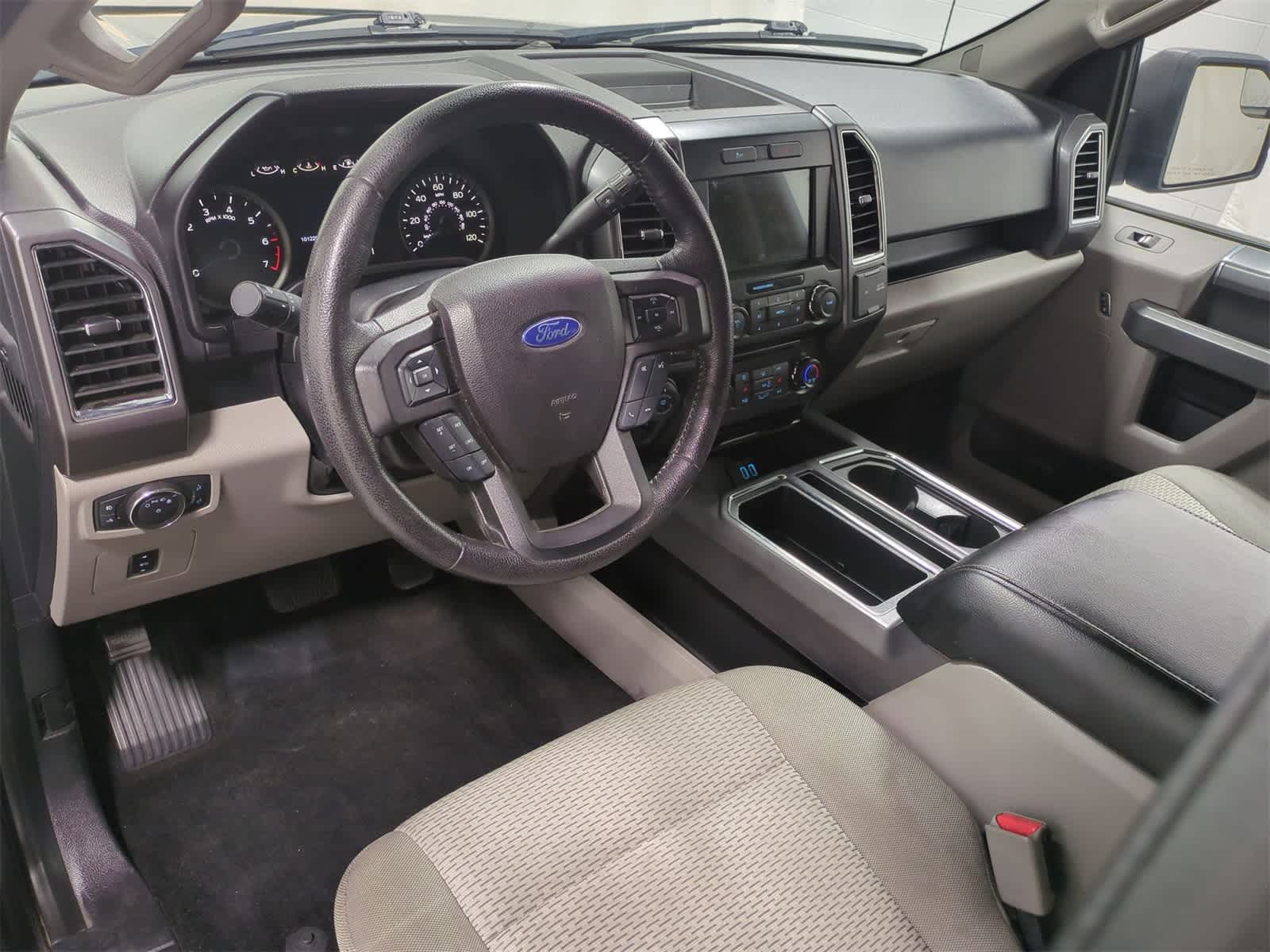 Thumbnail: 2016 Ford F-150 - 10