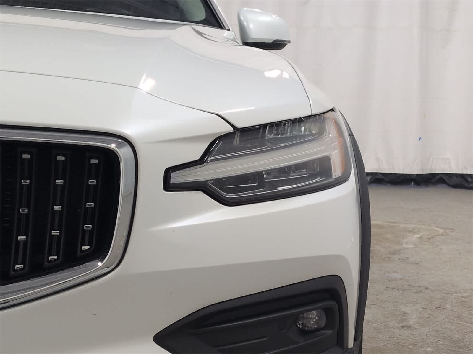 Thumbnail: 2021 Volvo S60 - 11