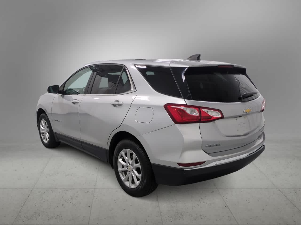 Thumbnail: 2019 Chevrolet Equinox - 6