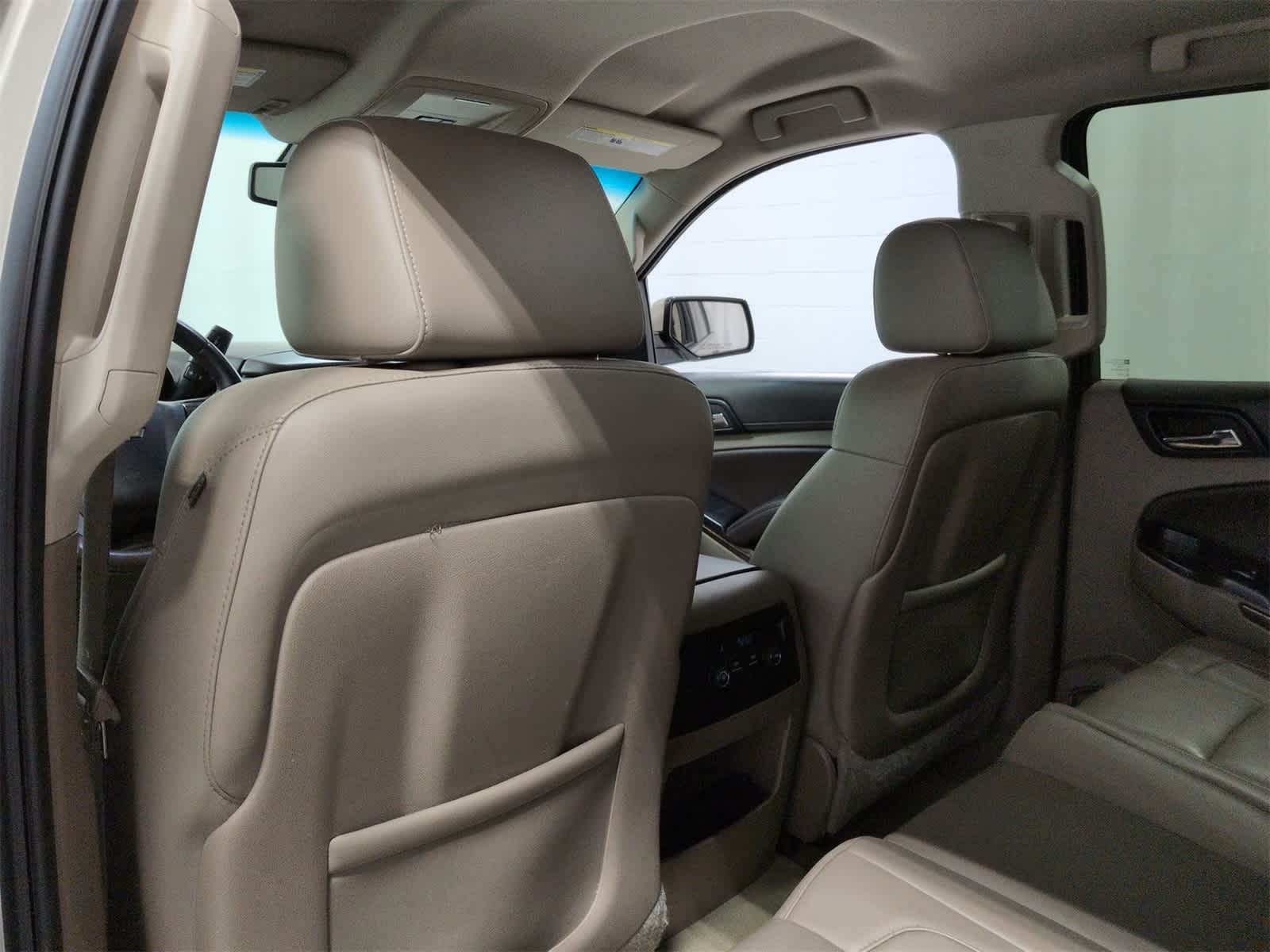 Thumbnail: 2015 Chevrolet Suburban - 19