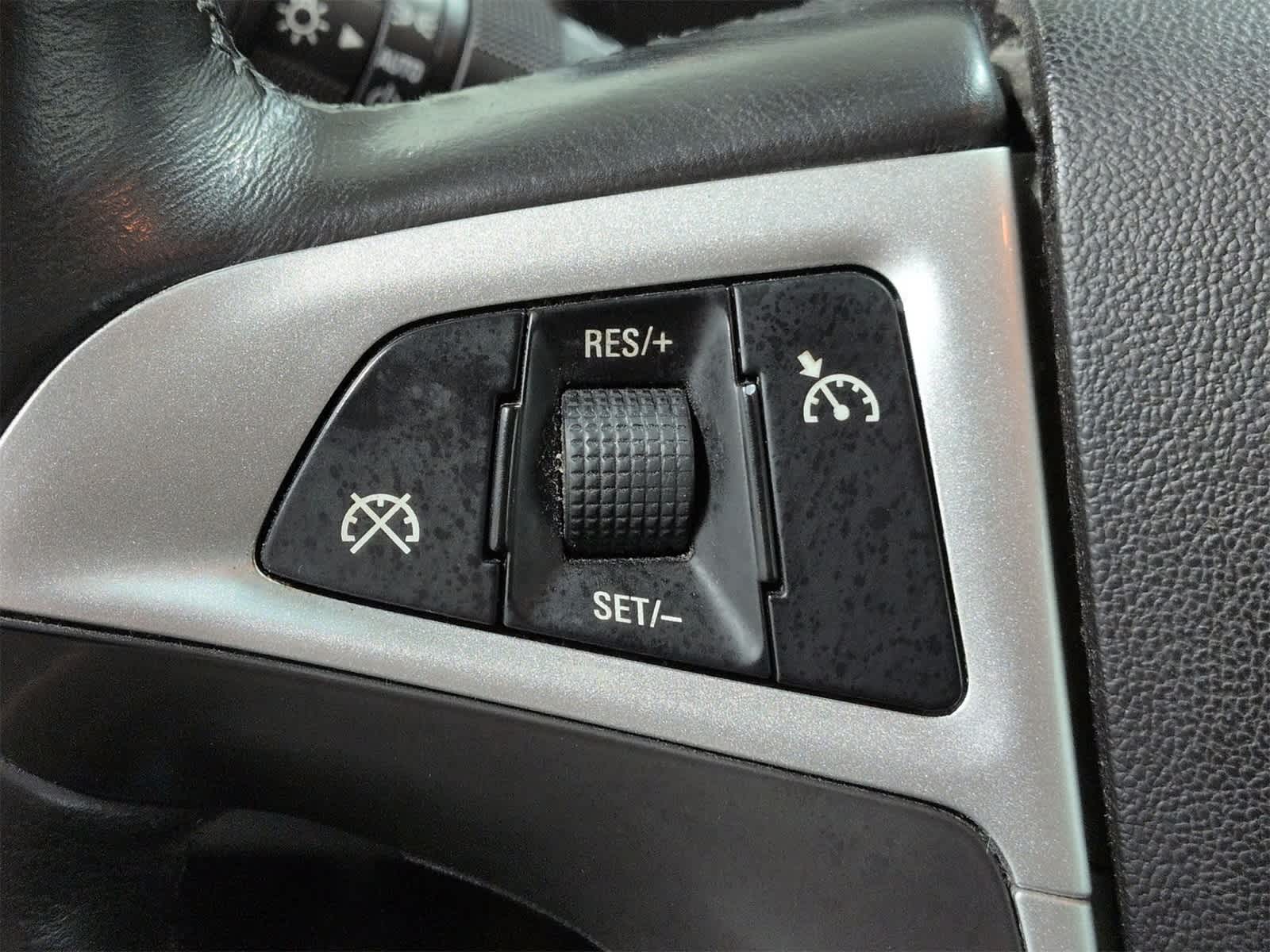 Thumbnail: 2011 GMC Terrain - 24