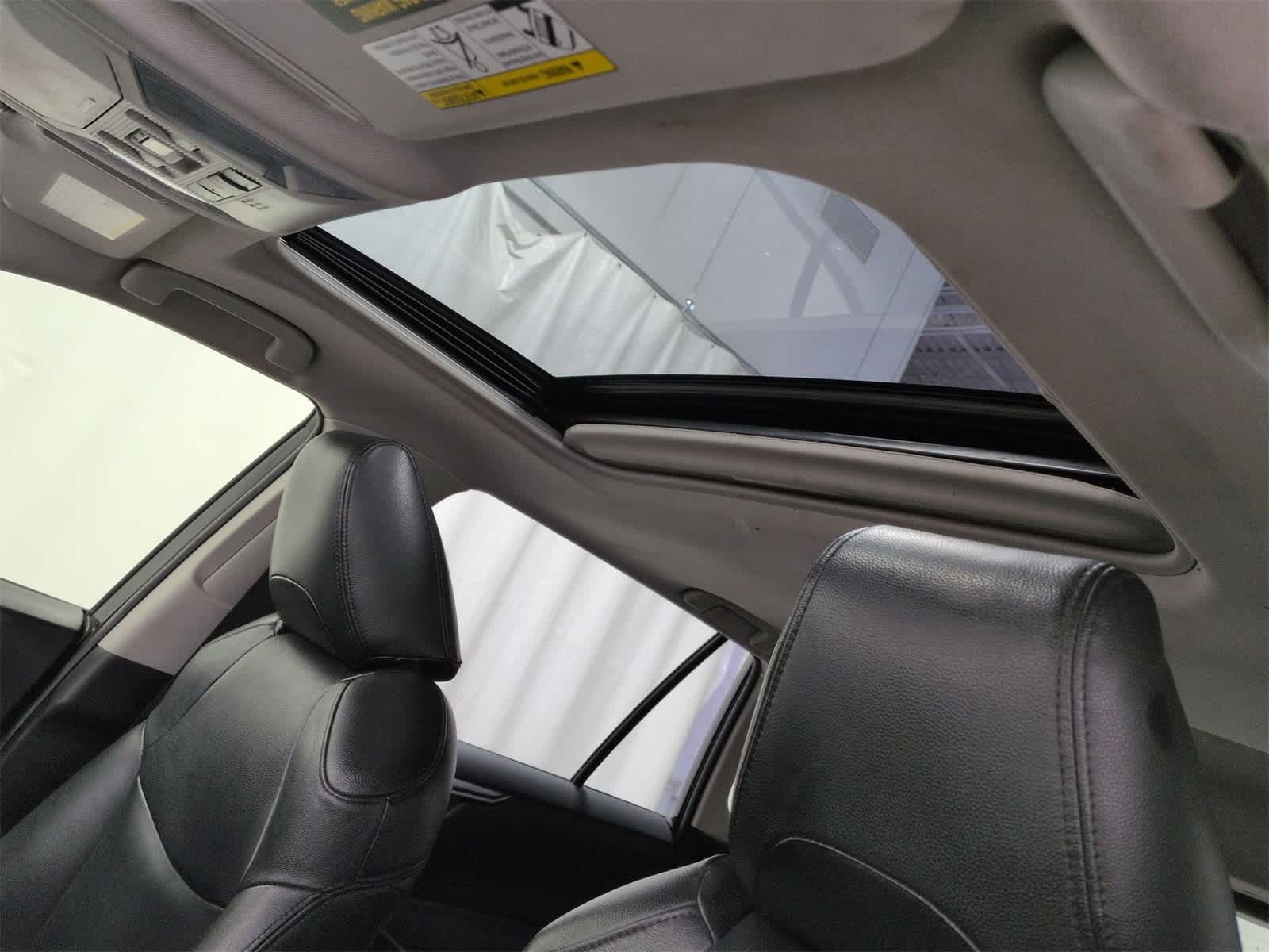 Thumbnail: 2019 Toyota RAV4 - 19