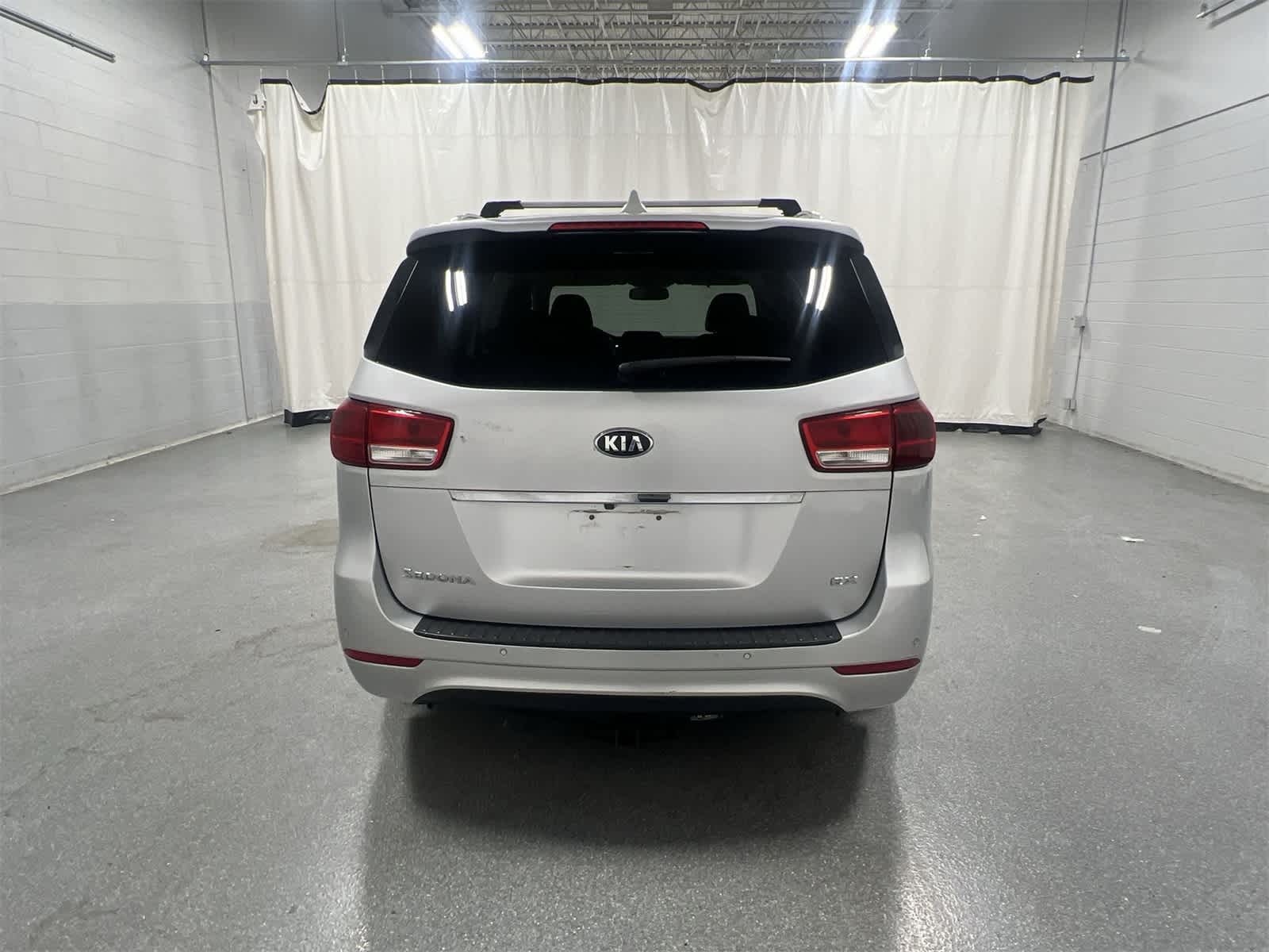 Thumbnail: 2017 Kia Sedona - 7