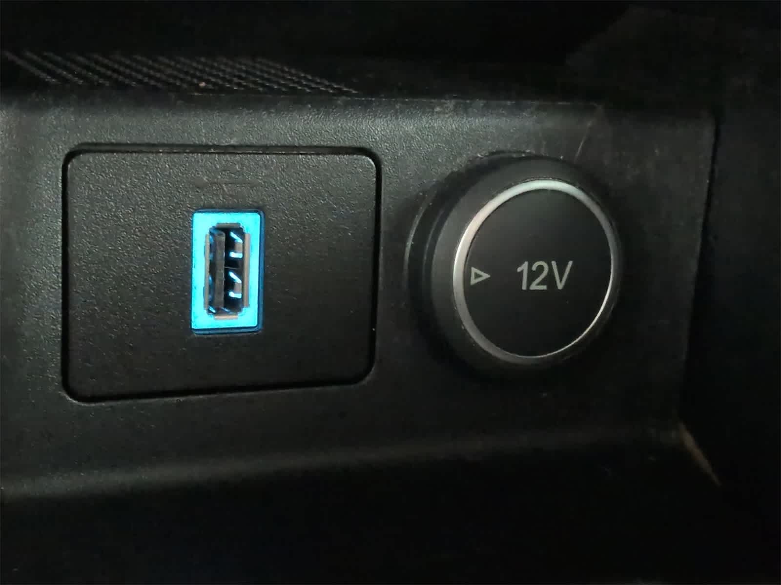 Thumbnail: 2020 Ford Escape - 31