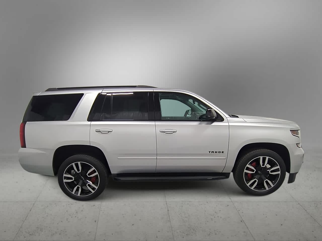 Thumbnail: 2018 Chevrolet Tahoe - 9