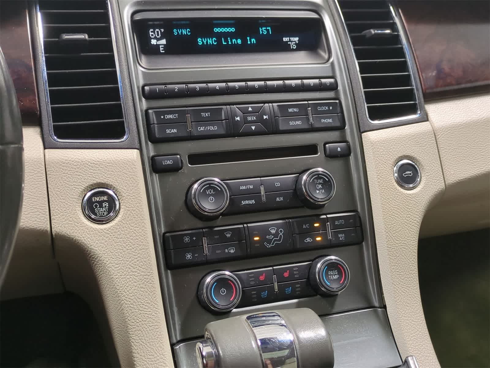 Thumbnail: 2011 Ford Taurus - 29