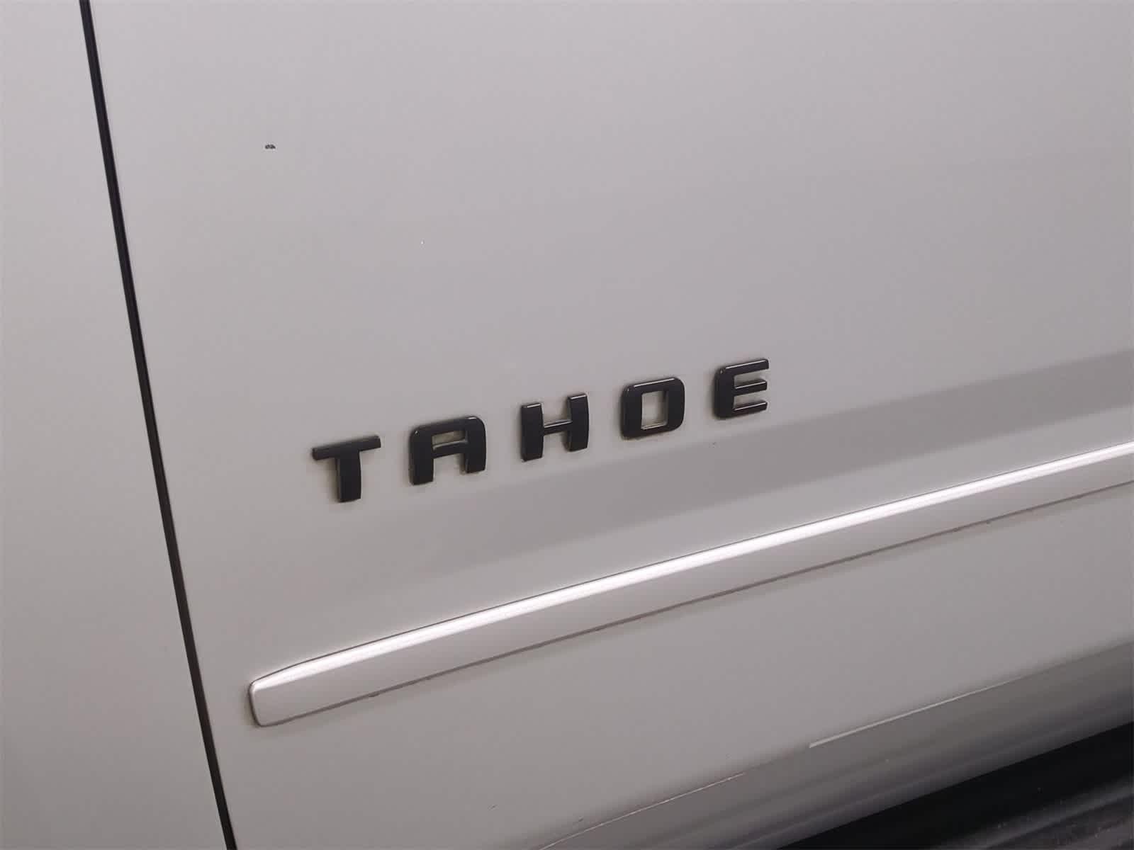 Thumbnail: 2018 Chevrolet Tahoe - 13