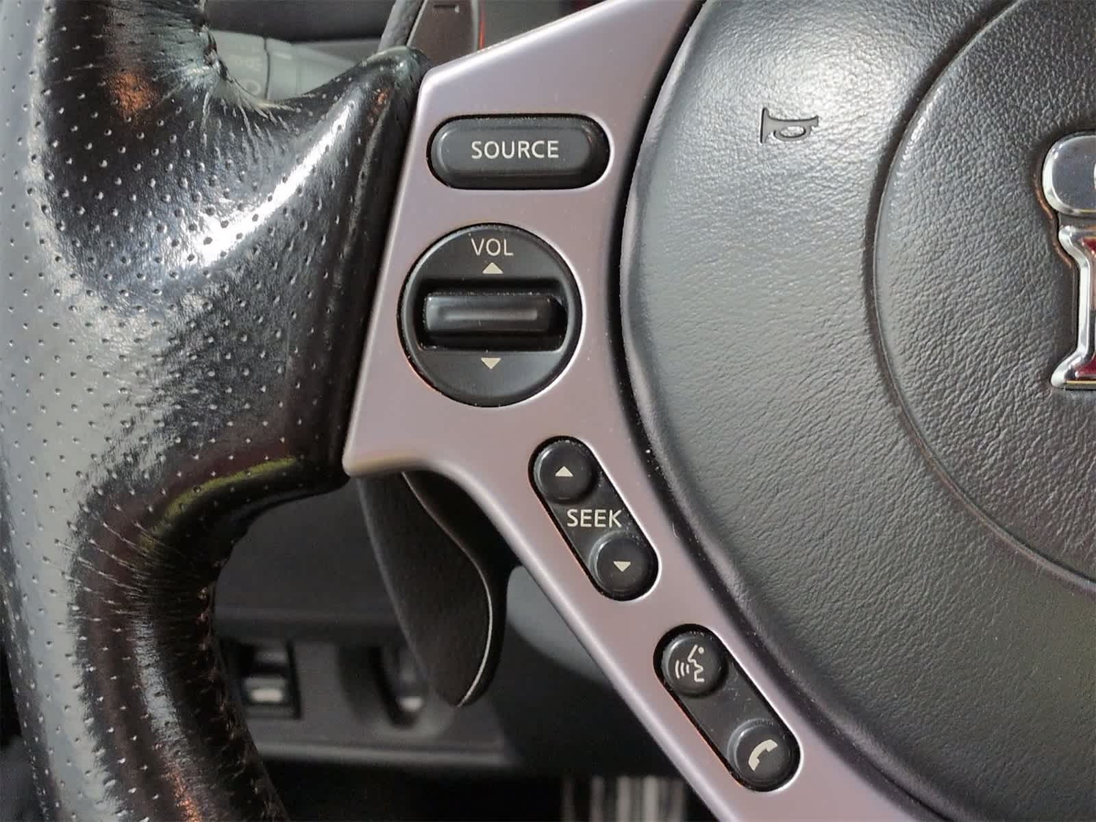 Thumbnail: 2010 Nissan GT-R - 22