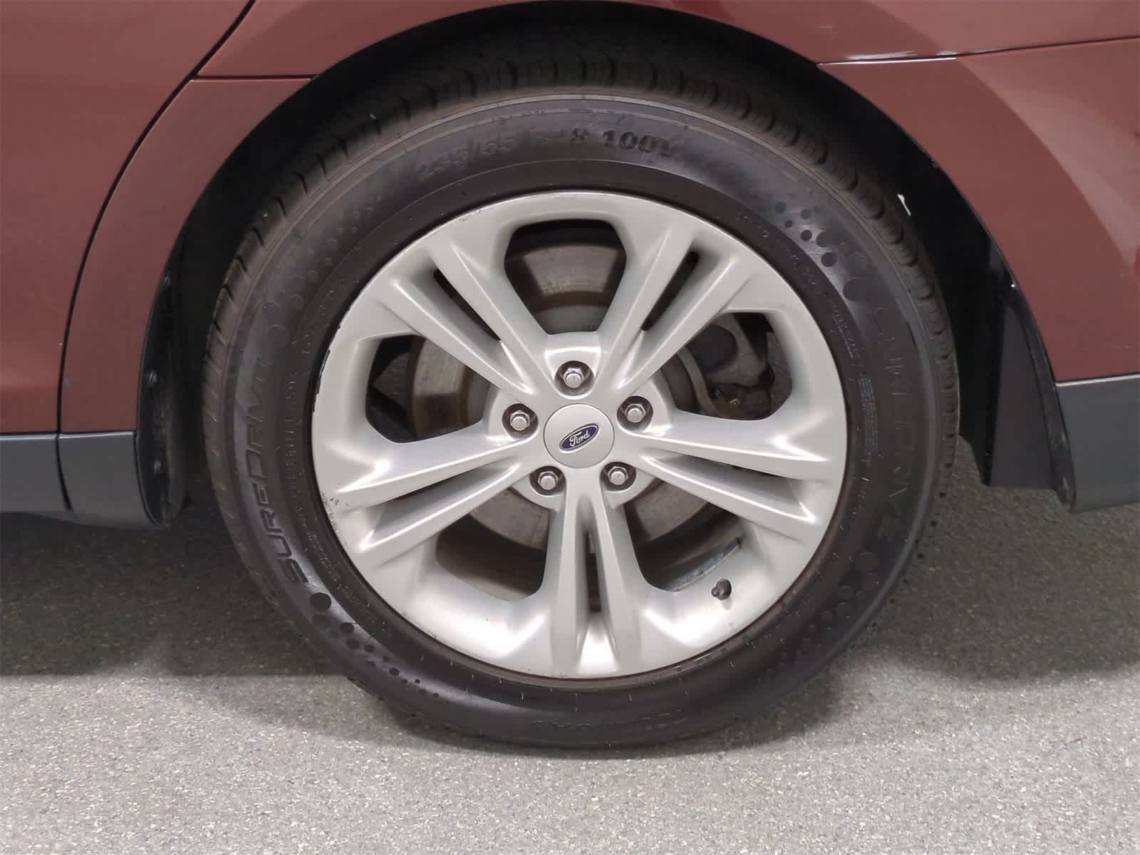 Thumbnail: 2016 Ford Taurus - 14