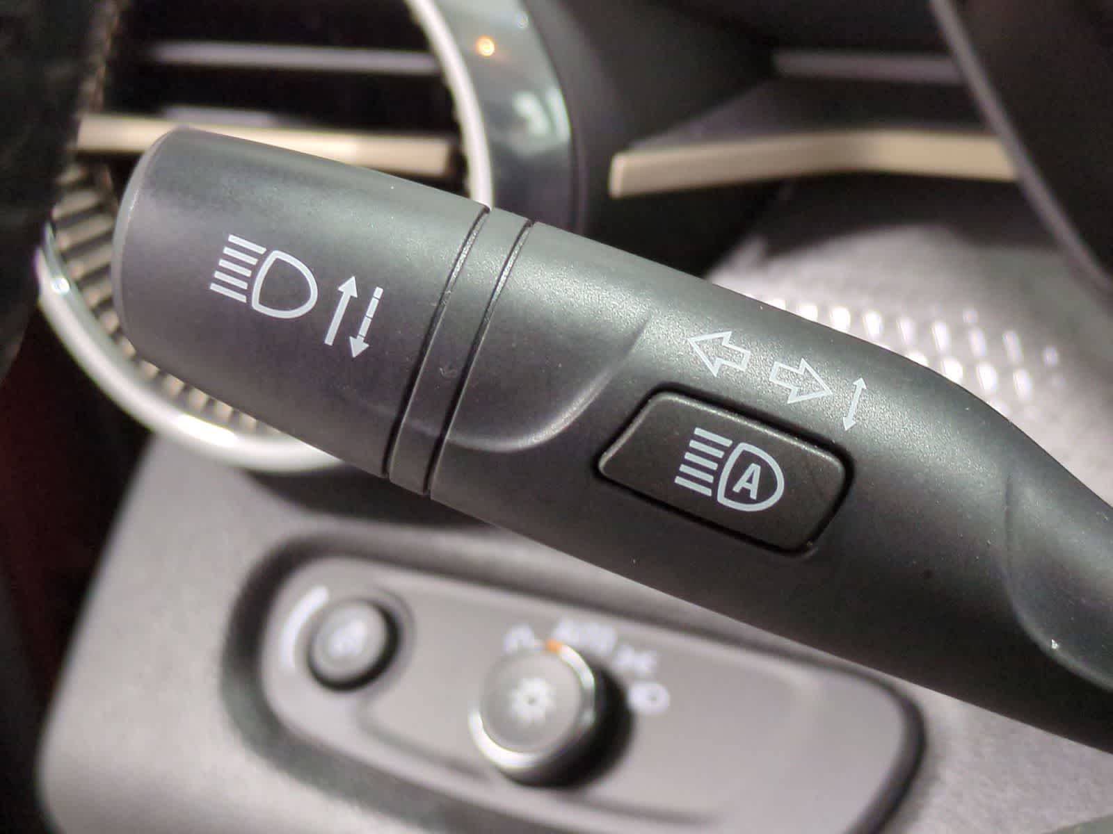 Thumbnail: 2024 Chevrolet Trax - 29