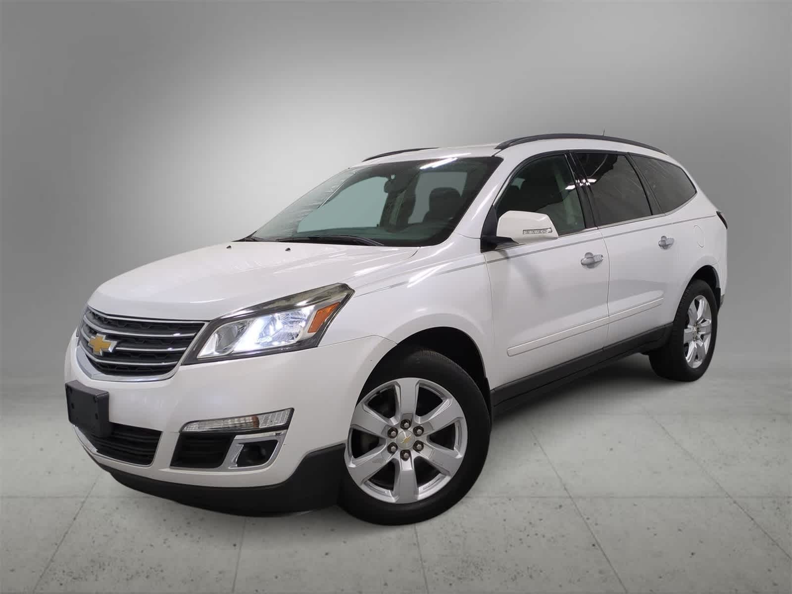 2017 Chevrolet Traverse LT -
                  Farmington Hills, MI