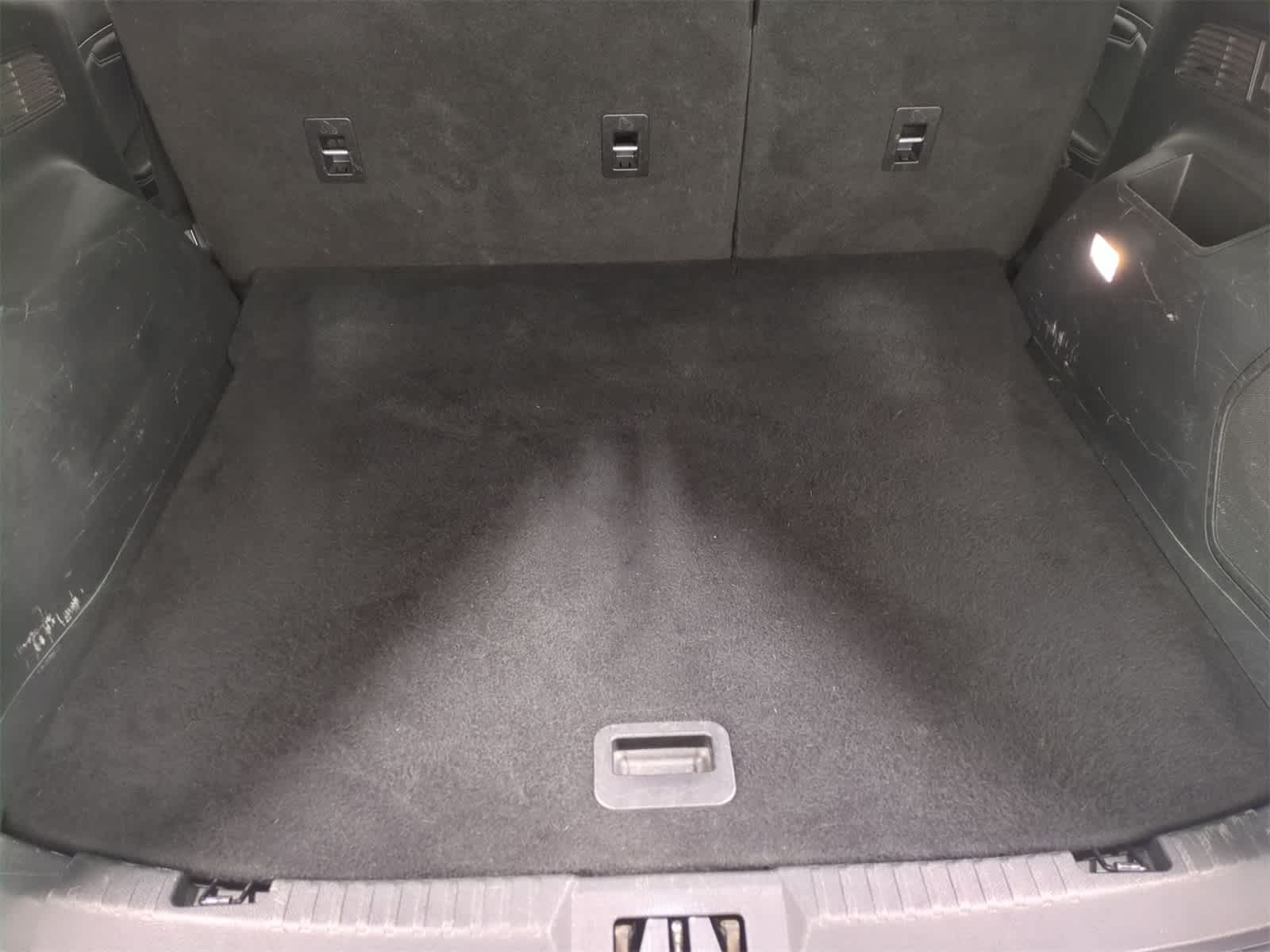 2018 Ford Edge Titanium 34