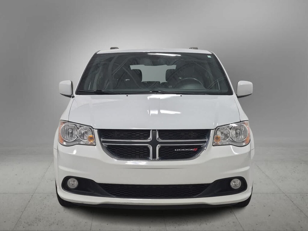 Used 2019 Dodge Grand Caravan SXT Van Passenger Van