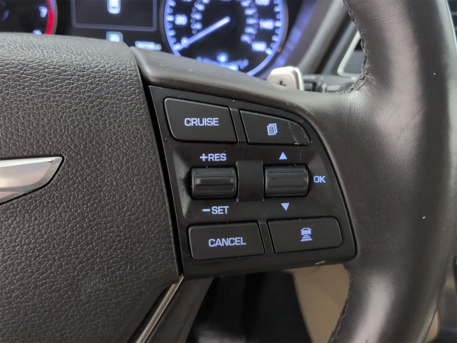 Thumbnail: 2015 Hyundai Genesis - 27