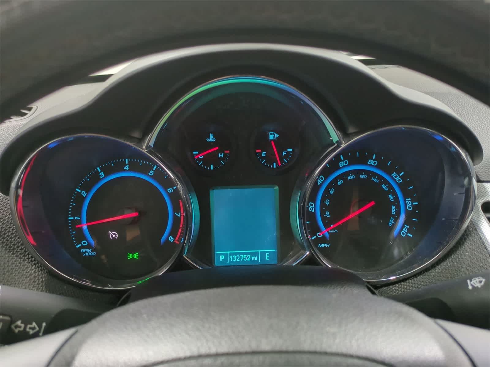 Thumbnail: 2015 Chevrolet Cruze - 32