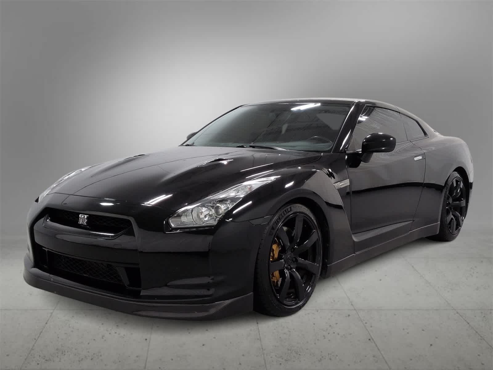 Thumbnail: 2010 Nissan GT-R - 4